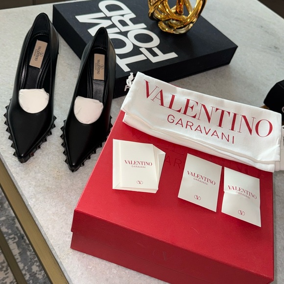 NIB Valentino Rockstud Pumps Sz 36.5 - Picture 3 of 8